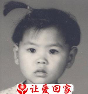 王霞